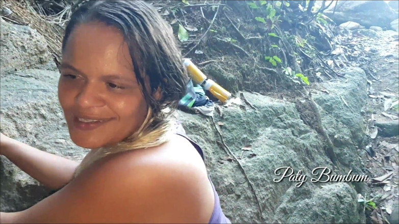 Paty Bumbum: Alex Lima a Bruxo Fire se spojili, aby dali Patymu...