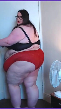 Pokaz mody SSBBW i majtki
