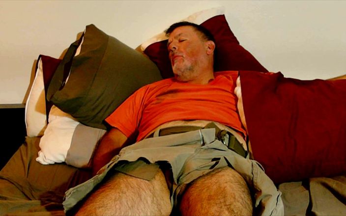 Close Encounter Films: Grinding grosso cazzo latino summerwindblues in private.mp4