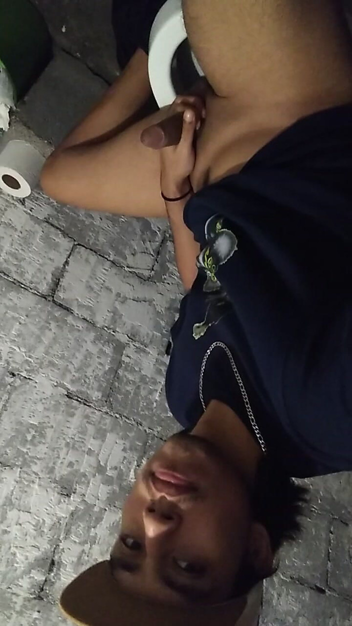 AlexAlejandro13: Подивись, як зупиняється мій член