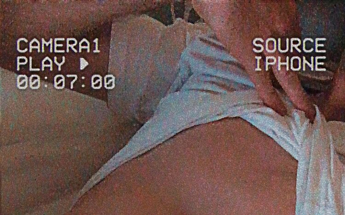 Ethan Williams: Pequeño preñada