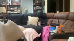 Krash_n_Babi: Toujours la bouche pleine. On commence par le pegging, puis...