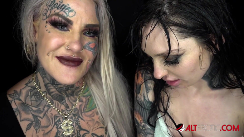 Alt Erotic: Evilyn Ink ve Misha Montana ile çılgın lezbiyen eylemi
