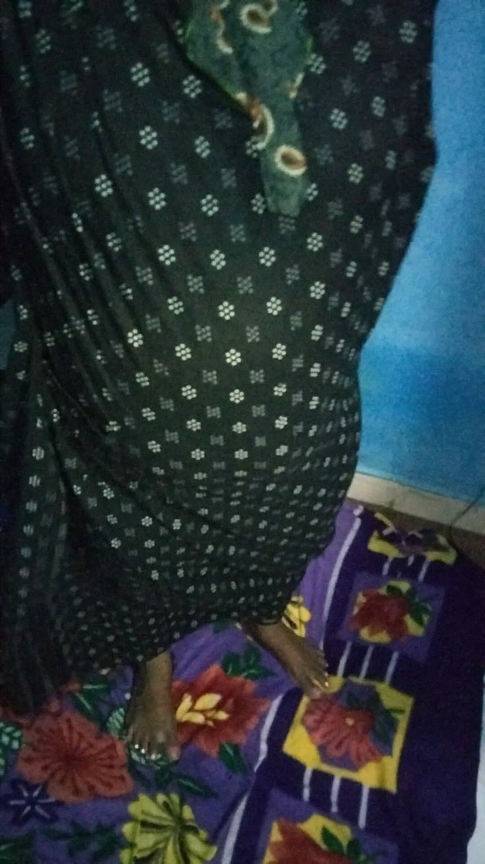 Benita sweety: Kamarádka má sex s manželkou. Paroháčský pár žhavý sex