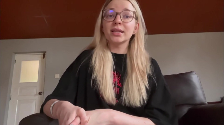 Goddess_Bella_Rae: 4 Ways to Punish a Slave