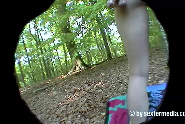 Pete on Tour: Sesso Bondage Nella Foresta Con Una Ragazza Arrapata