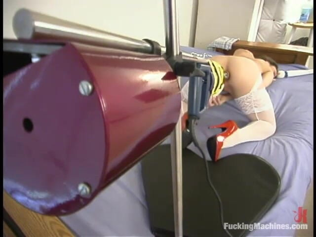 Fucking Machines by Kink: Jewell Marceau