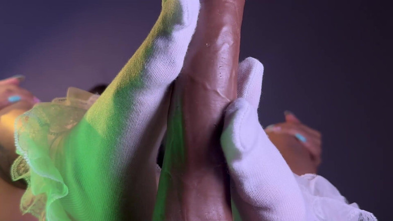 Elikink: Footjob mit meinem Tabi