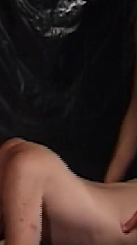 Nadržený gay táta prožívá své nejhlubší fantazie se svým velkým tlustým ptákem