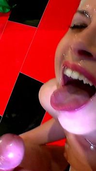 Ggg - Gina Thompsons Wild Bukkake Cum Feast