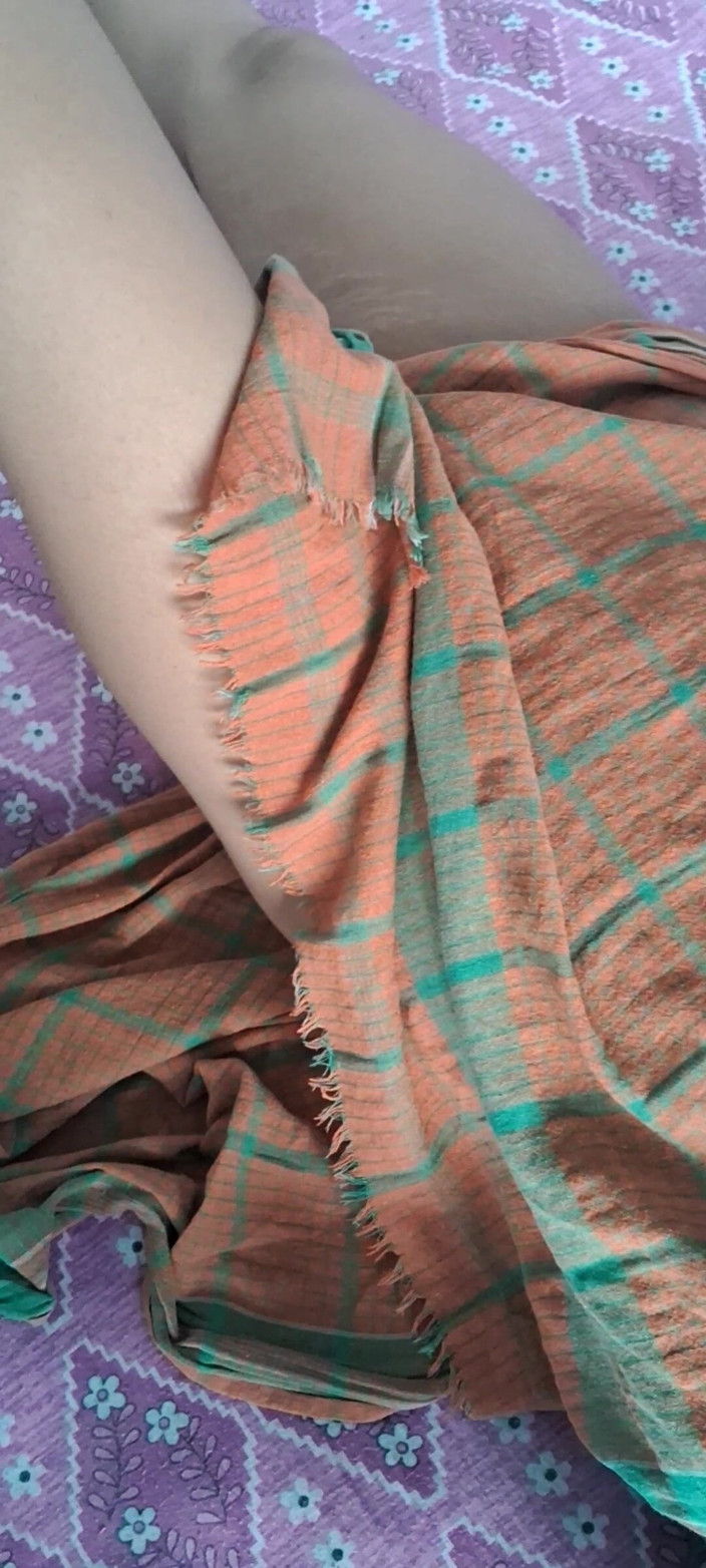 Localsexlove011: Desi Assamese dívka honění a kouření Přítel velký penis