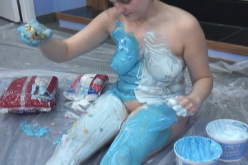 Radical: Chubby messy fetish girl