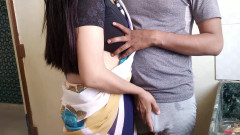 Yourdidipriya: Bhabhi Priya Berkongkek dengan Devar di dapur