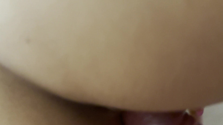 AsianHoneyAss: Ayah menggesel batang besarnya untuk mengusik saya, saya merayu dia...