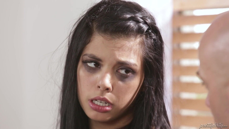 Adult Time: Gina Valentina Finesses výstřik na obličej od své sexy učitelky