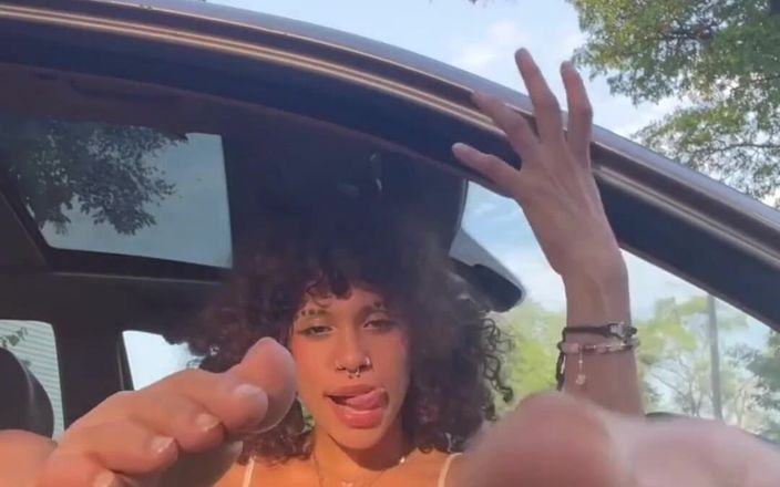 theunholychi: Hurry and Suck My Toes Before Someone Sees!