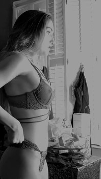 Video Cermin Cermin Rachelle Summers