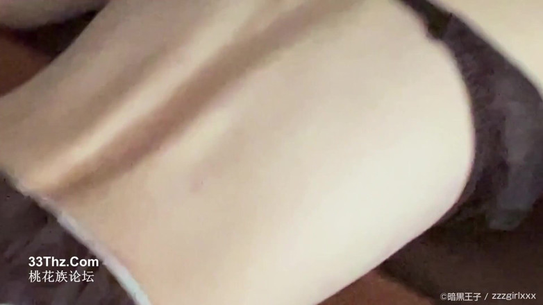 Asian cutie: Ange asiatique. Elle aime le massage
