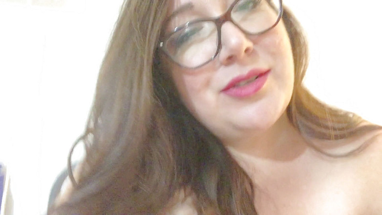 cutejayne: Shrunken e masturbarsi sulla tua matrigna