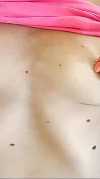 Moje tvrdá dokonalá masáž bradavek domácí amatérská sexy manželka