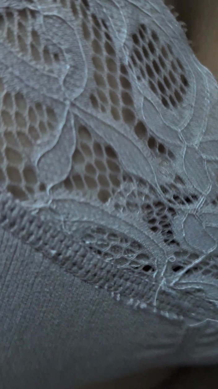 Cheaterbhabhi: 浮気者のぽっちゃりの兄が夫不在中に義理の兄に犯される