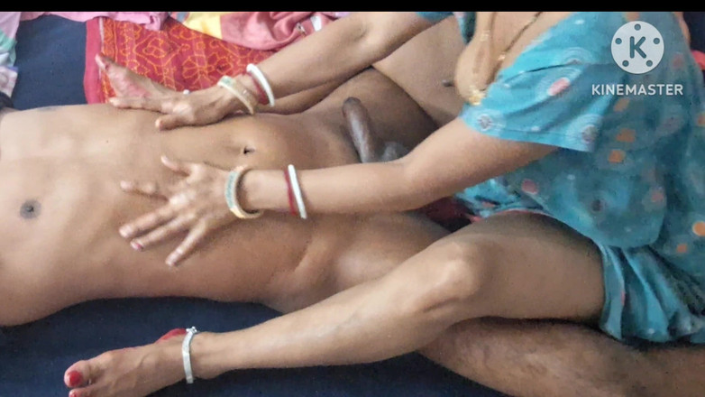 Busty Banuu: Pooja si kakak ipar india yang super hot lagi asik