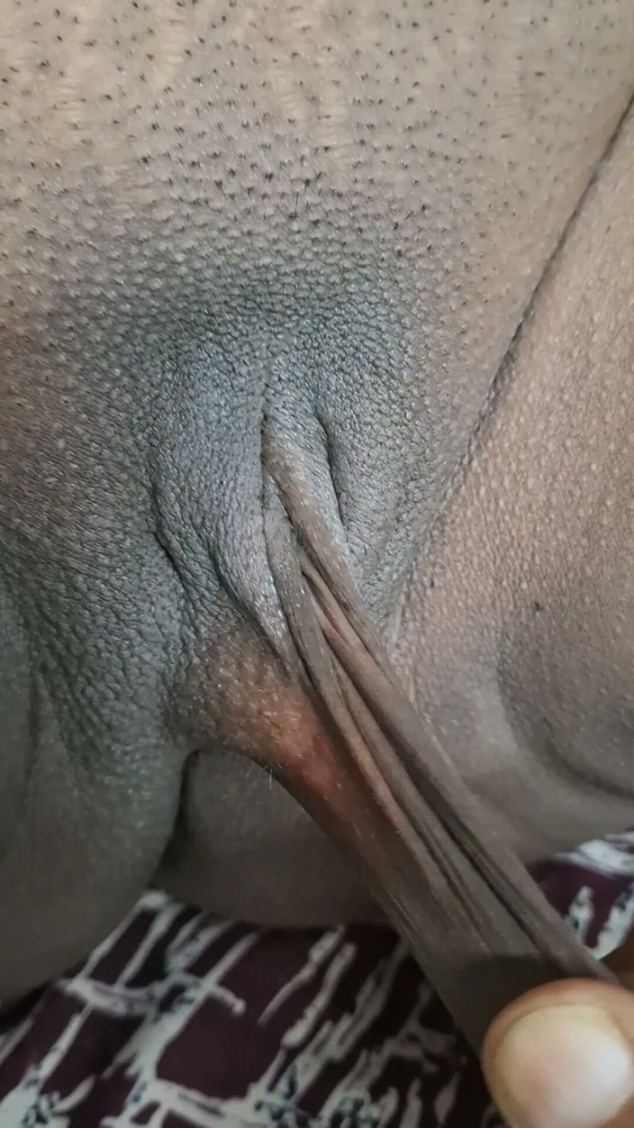 Indian aunty sex: Indian Bhabi Slipping to Bed and Husband Toys Pussy