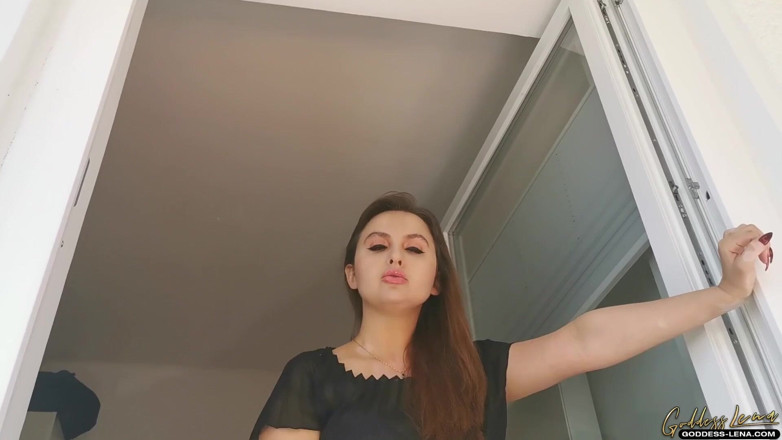 Goddess Lena: Tükürüğümle azgın