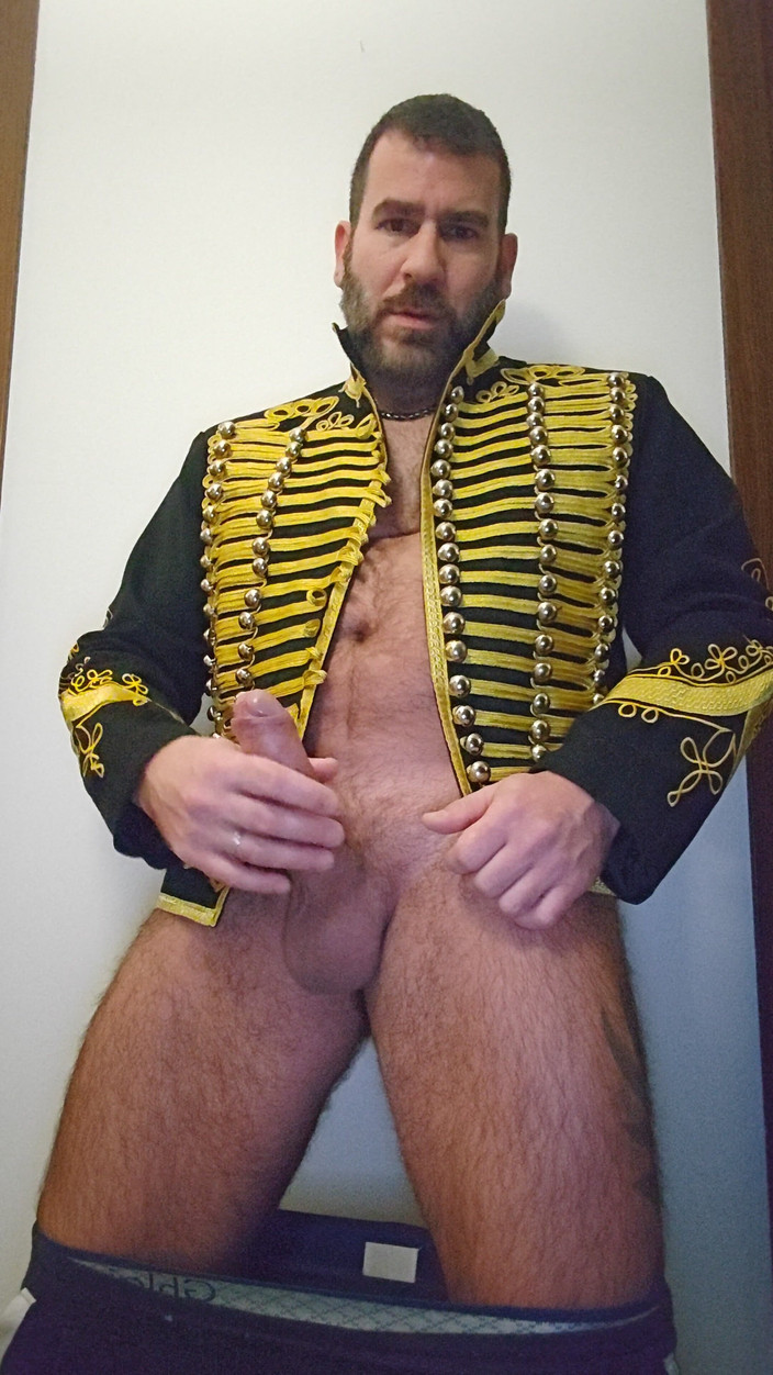 LupoNeroXL: Nevlastní otec obrovský penis masturbuje