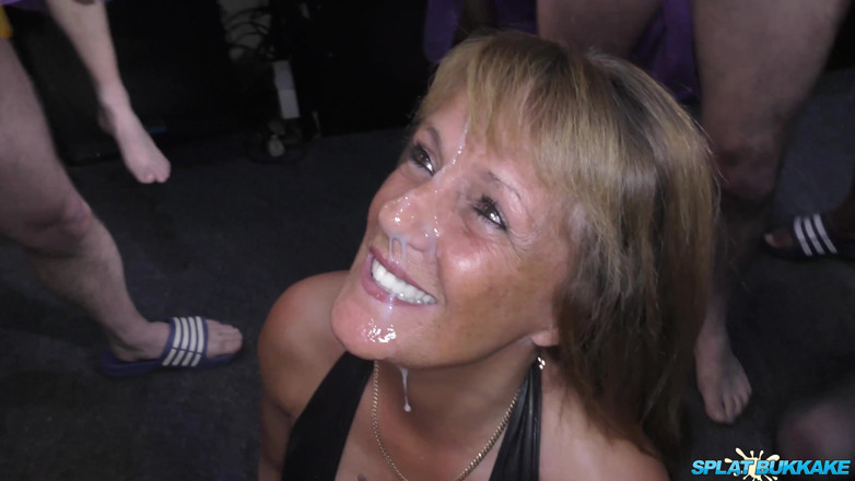 100% Amateur Gangbang and Bukkake from the UK!: Pandora yarakla yüz yüze boşalma alıyor, melody'nin yardımıyla 2
