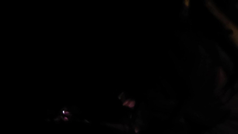 Devil Dick Raybo: Velmi sexy MILF deep throats BF péro a polyká jeho...