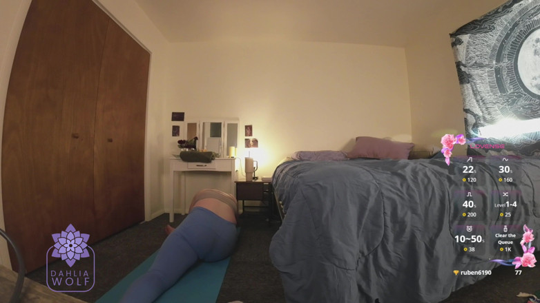 Dahlia Wolf: Sexy Yoga Livestream
