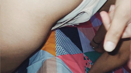 Hot Sis: Latika di ranjang sama adik tirinya dan seks gaya doggy...