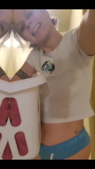 littleanda: Come Fold My Laundry