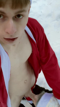 Twinks Matty a Aiden Christmas venkovní kouření na sněhu