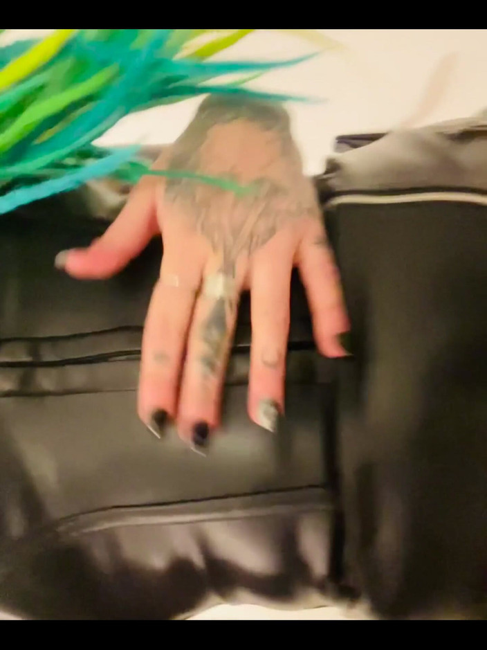 Marta Katze: Little Teasing