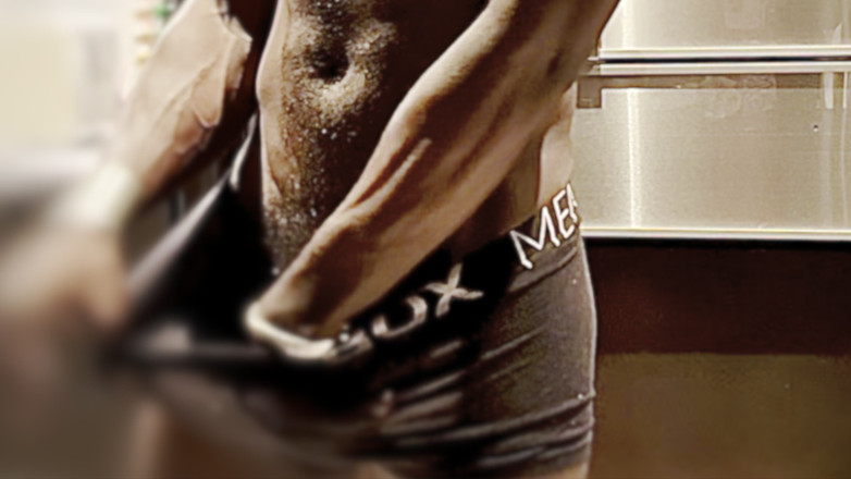 MrMagicDevil: クラブからこんな格好で帰ってきたんだ!ダンスフロアでの僕を見たらよかったのに