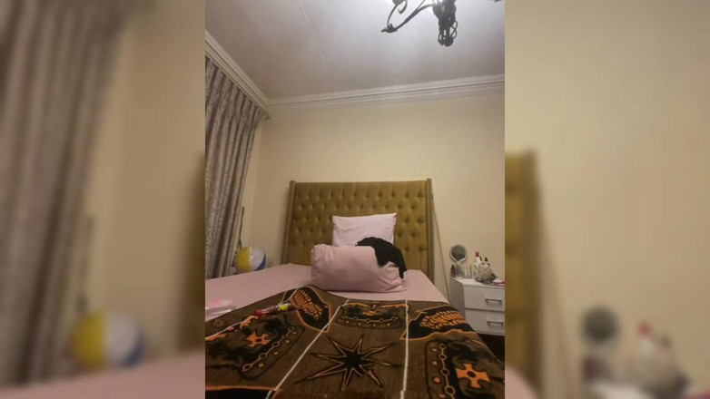 Legendary Booty Overdose: Țâțe de mamă sexy din SSBBW care alăptează și venerare de...