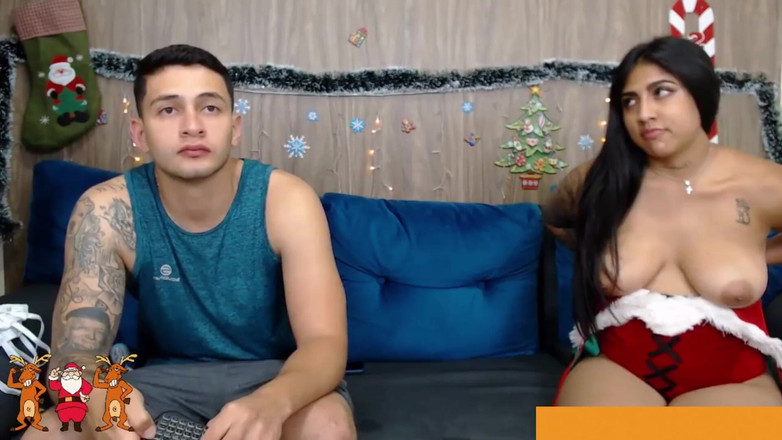 Teen amateur Latinas: Succhia Un Cazzo Flaccido. Durante Il Periodo Di Natale, Mia...