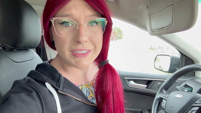 Missellie8: Massive Mommymovie