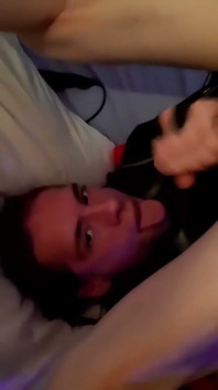 Loona Shemale Trans Stroke a Cumshot on Her Face Come Se This Little Bitch Cum on Herself