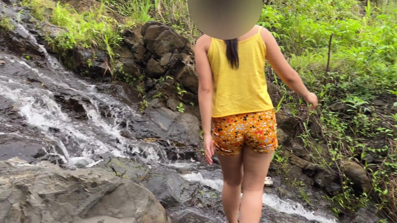 StaccyPh: Teman wanita pinay jangan berada di sini awek seseorang mungkin...