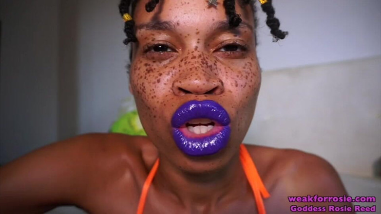 Rosie Reed: Muah Muah Muah (Definisi Standar)
