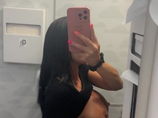 Miss Lexa: No puedo esperar para comenzar a filmar nuevo contenido loco...