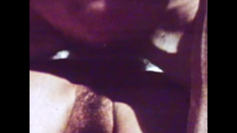 The Unforgettable: Раздвинь ногу, сука