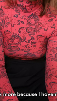 Üvey Kız Mezuniyetten Sonra Yırtık Külotlu Çorapla Geldi. Konuşurken Sert Sikişiyor