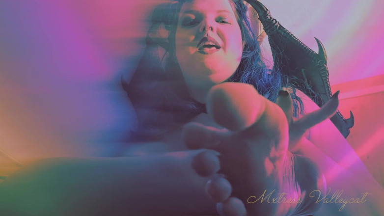 Mxtress Valleycat: Le dita dei demoni provocanti