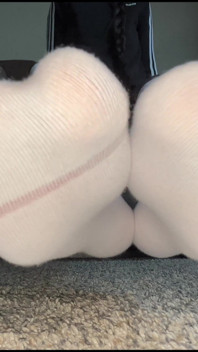 Les Chaussettes Blanches Adidas Ignorent Le POV