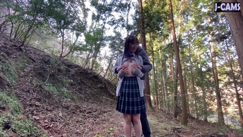 J-Cams: Datum ukazování bradavek. Výstava chatty a neustálé škádlení část 3