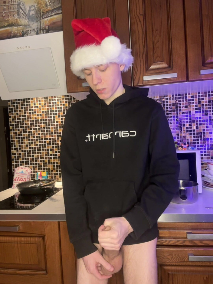 Morflot24: 義理の兄弟の誘惑がツインクに大量の潮水を出すと想像する